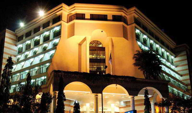 Sun-N-Sand ปูเน่ ภายนอก รูปภาพ