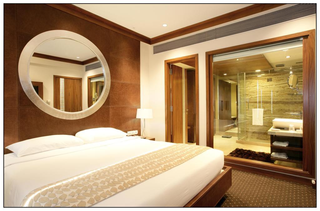 Sun-N-Sand ปูเน่ ภายนอก รูปภาพ